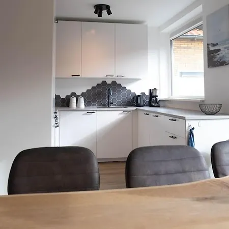 'nieuw' Strand 83 - Family House Casa de Férias Egmond aan Zee